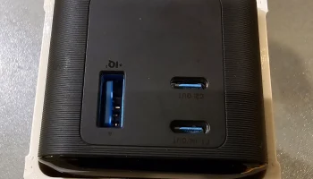 Чехол Anker 737 1