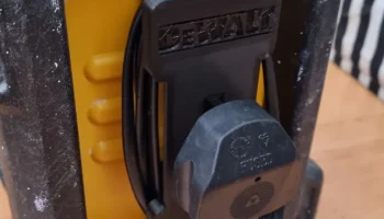 DeWalt Radio DCR-020gb Аккуратный провод питания