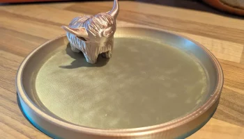 Блюдо для украшений из горной коровы