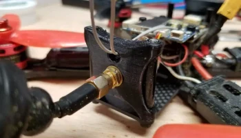 Крепление для антенны LHI 220 FPV