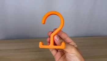 Вешалка для кепок Мини 2