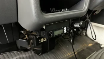 Крепление выключателя для пепельницы Subaru Sambar для C... 1