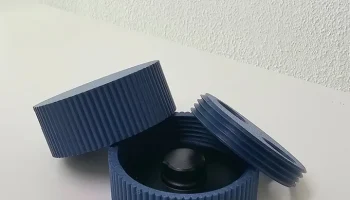 Решение для безопасной зарядки и хранения Oura Ring...