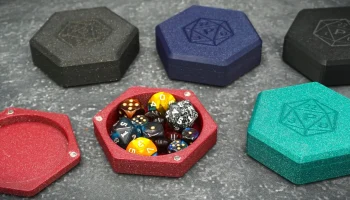 Шестиугольная коробка для игральных костей с магнитами......