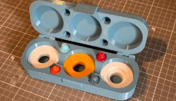 Чехол Beyblade X - вмещает 3 V2 2