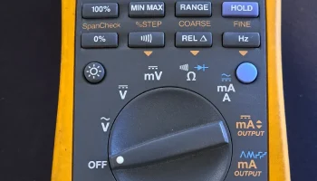 Магнитный держатель/подставка для ремешка Fluke 789...... 4
