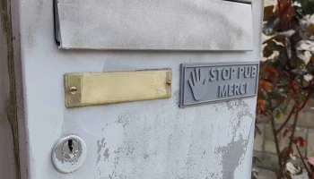 Логотип Stop pub / Stop реклама на магните......