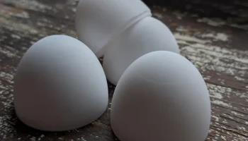 Пасхальное яйцо с защелкивающейся скорлупой... 7