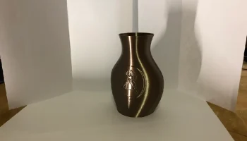 Ваза ко Дню Сурка
