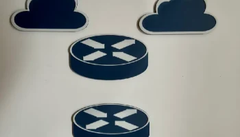 Значки Cisco - чистые - готовы для магнитов.........