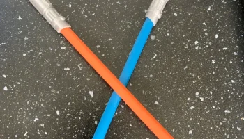 Заколки для волос Light Sabre (светятся в темноте) 1
