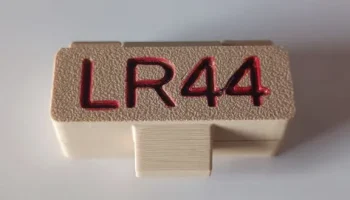 Чехол для аккумулятора LR44 с возможностью печати на месте