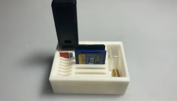 SD-карта и USB-контейнер 0