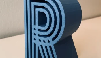 Декоративный блок "R" Декоративный блок "R"