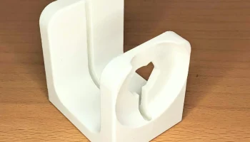 Зарядная станция для умных часов с магнитами 2