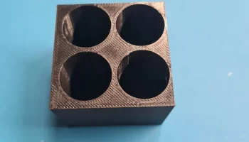 uchwyt 18650 4S версия 1.0