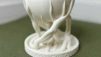 Ваза на корнях 3