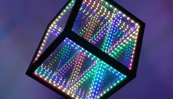 Свет HyperCube
