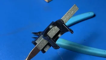Задняя полка на крыше KAON GME AE4705B/AW4704B Зажимы для... 4