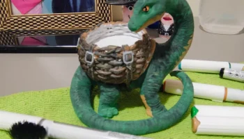 Dino Vase 1