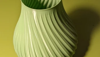Vase B2