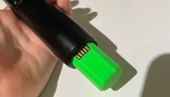 АНТЕННАЯ КРЫШКА SHURE SLXD2 ДЛЯ ЦВЕТОВОЙ КОДИРОВКИ