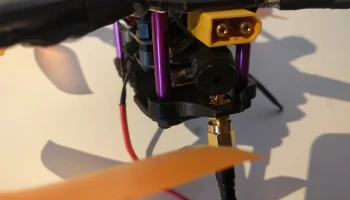 Держатель FPV антенны для QAV-Skitzo 5