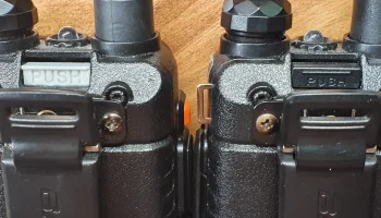Защелка аккумулятора Baofeng UV 5R Замок BAOFENG 2
