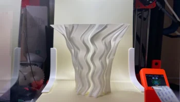 Snow vase 3