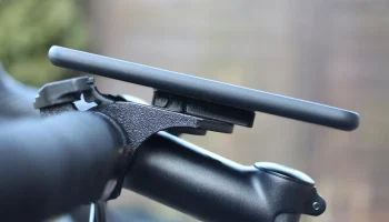 Держатель для телефона на велосипед 1