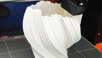 Современная фрактальная ваза 1