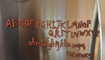 Страшный Хэллоуинский алфавит - магниты на холодильник...