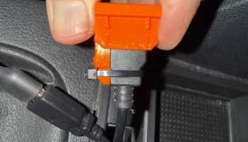 Адаптер USB-порта VW Golf/Touran с замком-молнией 1