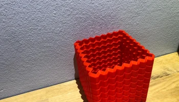 cube vase, 2
