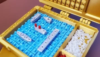 Игра "Морской бой" с футляром для хранения: английский и... 7