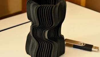 Vase 831