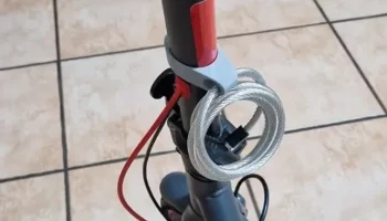 Крепление REMIX U-Lock для самоката Xiaomi M365 / M365 Pro Крепление REMIX U-Lock для самоката Xiaomi M365 / M365 Pro