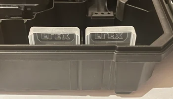 Крышка аккумуляторного отсека для инструментов FLEX 2