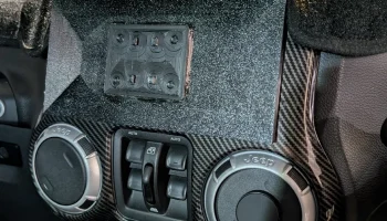 Крепление для планшета Jeep Wrangler JK 4