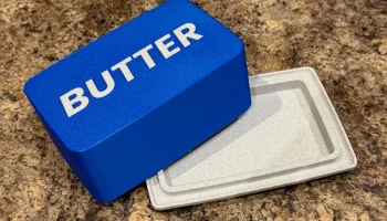 Масленка Tupperware 1