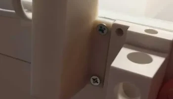 Третья поддержка Ikea для приставного стола. 3