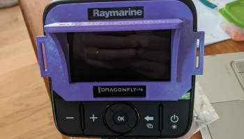 Эхолот Raymarine Dragonfly 4 Pro с креплением Скотти... 3