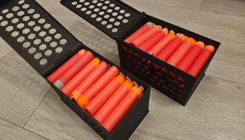 Меньшая банка с патронами Nerf Mega Dart. (платформа 18 с...