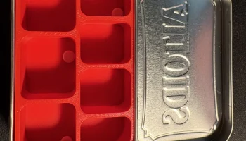 Контейнер для таблеток Altoids с принтом на месте и защел... 1