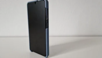 Чехол для Samsung S21 (гладкий и минималистичный) 2
