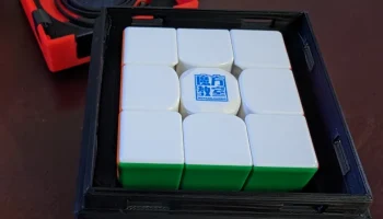 Основание для коробки с поворотным замком для кубика Рубика Основание для коробки с поворотным замком для кубика Рубика