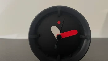 Минималистичные настольные часы 1