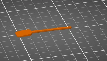 Дети играют на кухонной лопатке 1