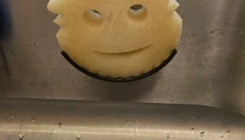 Держатель для кухонной мойки Scrub Daddy с присоской
