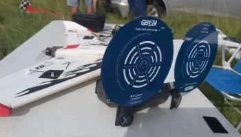 Поддержка двойных антенн с тройным питанием для Walksnail...